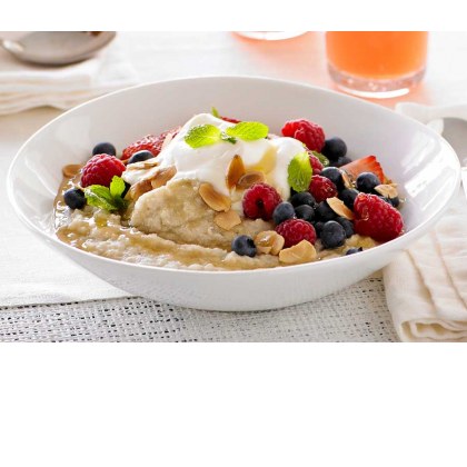 Oat & Quinoa Porridge with Berries