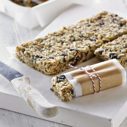 Macadamia And Chia Muesli Bars