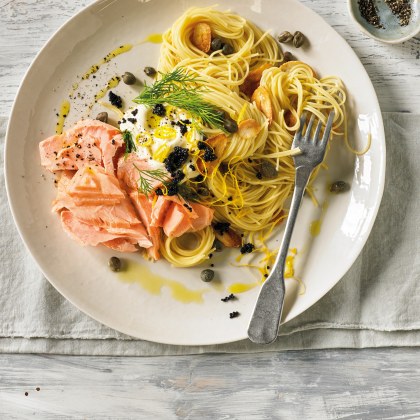 Sous Vide Salmon with Pasta, Crispy Garlic and Lemon Sauce