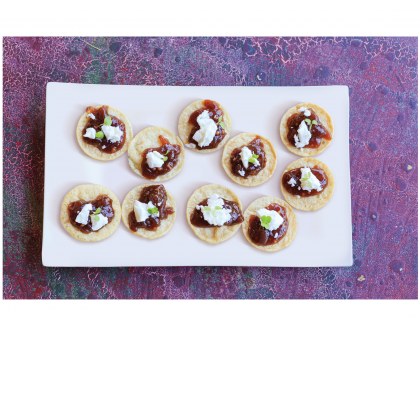 Caramelised Onions and Goats Cheese on Cobs Salt of the Sea Hip Chips