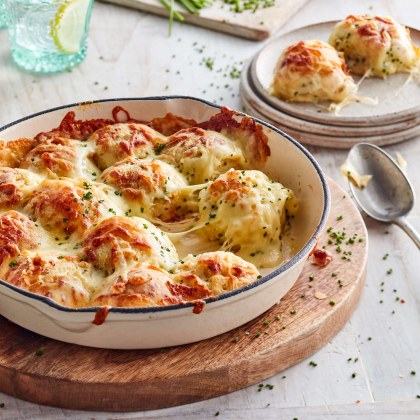 Cheese and Chive Monkey Bread