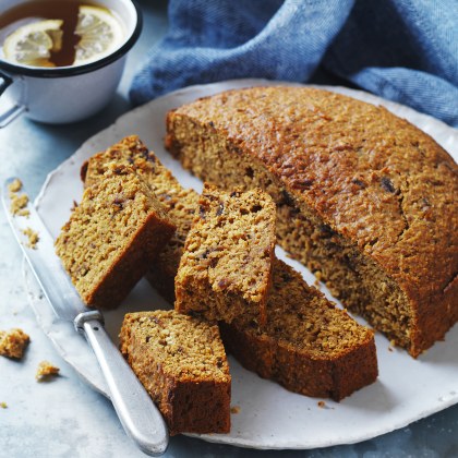 Date and Coconut Cake