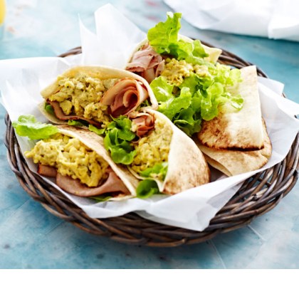 Pitas Filled with Ham and Pesto Scrambled Eggs