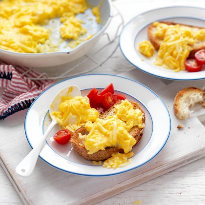 Brain-food Cheesy Scrambled Eggs