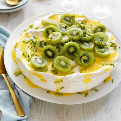 Classic Pavlova with Lemon Curd and Kiwi Fruit
