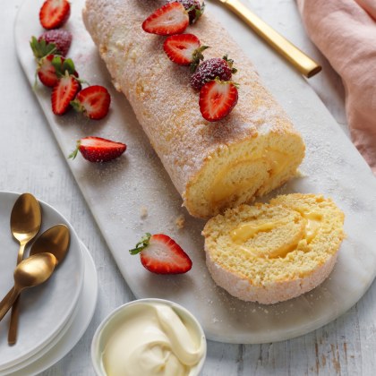 Lemon Curd Sponge Roll
