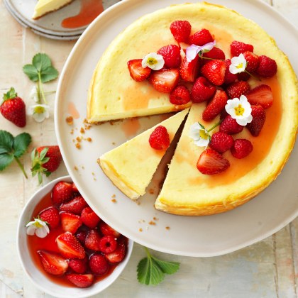 Baked Vanilla Cheesecake with Berry Compote