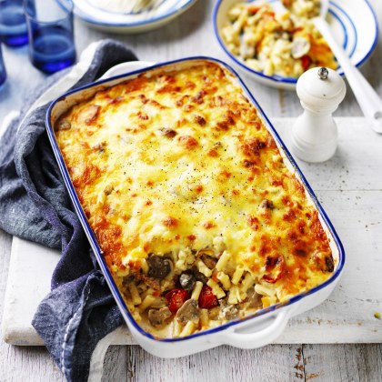 Cheesy Mushroom, Bacon and Veggie Pasta Bake