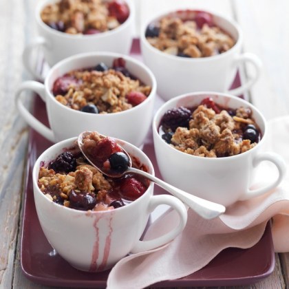 Mixed Berries & Pear Cookie Crumbles