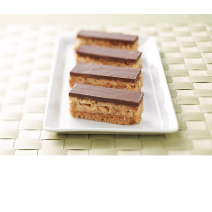 Easy Caramel Peanut Slice