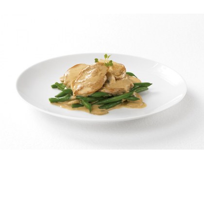 Quail Breast Fillets In Paprika Cream Sauce with Garlic and Mushrooms