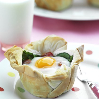 Easy Egg & Tomato Tarts