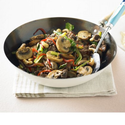Mushroom, Beef & Cashew Stir-fry