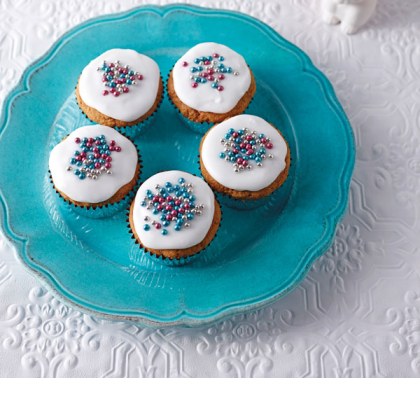 Gluten Free Ginger & Carrot Cupcakes with Lemon Icing