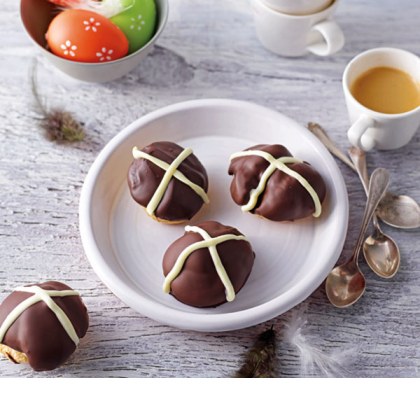 Mini Easter Cream Puffs