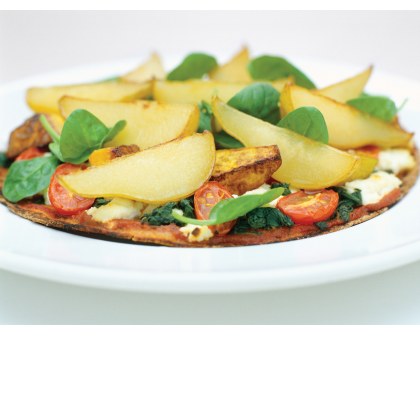 Sauteed Pear on a Spinach and Ricotta Pizza