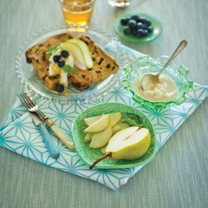 Raisin Toast Spread with Spiced Ricotta, Pears and Blueberries