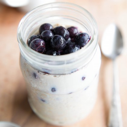 Vegan Overnight Blueberry Oats
