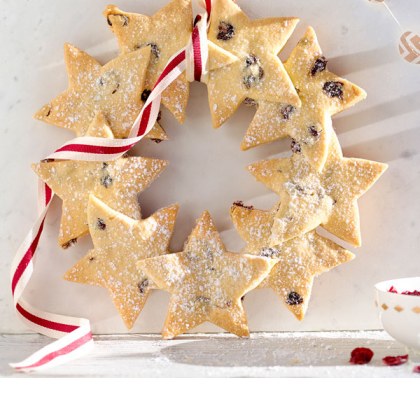 Christmas Shortbread Star Wreath