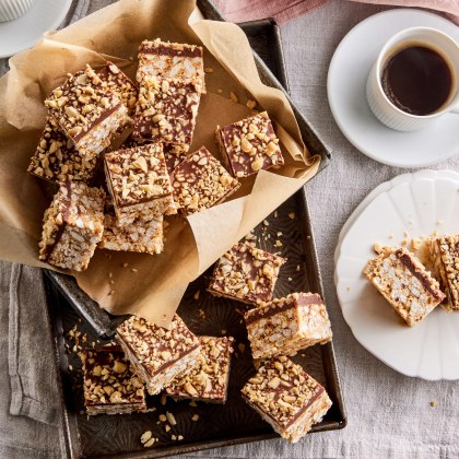 Peanut Crackle Bars