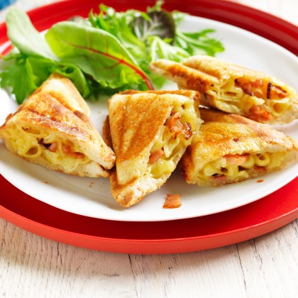 Bacon Mac 'n' Cheese Jaffles