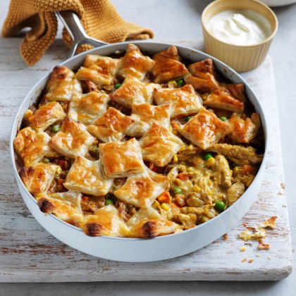 One Pan Chicken Korma Pie