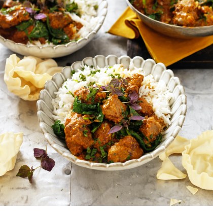 Lamb Rogan Josh with Yoghurt and Spinach