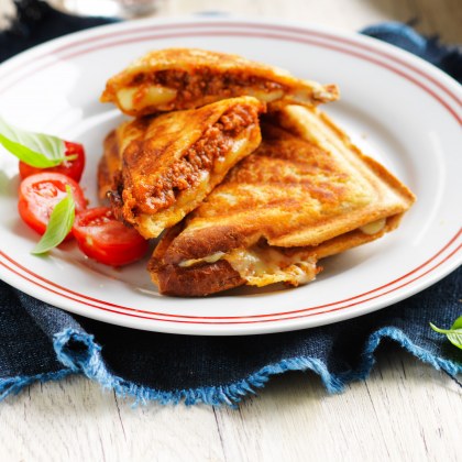 Cheesy Bolognese Jaffles