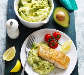 Avocado, Potato and Parsnip Mash with Salmon Avocado, Potato and Parsnip Mash with Salmon