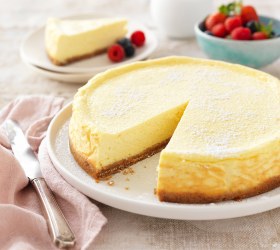 Baked Vanilla Cheesecake