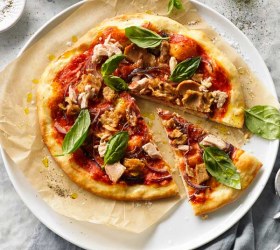 Tuna & Onion Pizza