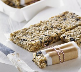 Macadamia And Chia Muesli Bars
