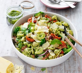 Broccoli Pesto Pasta Salad