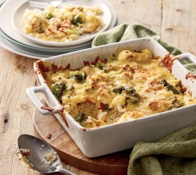 Cheesy Chicken, Cauliflower and Broccoli Rice Bake