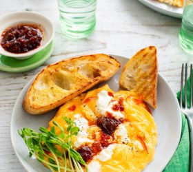 Chilli Scrambled Eggs Chilli Scrambled Eggs