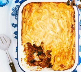 Greek Lamb and Eggplant Pasta Bake Greek Lamb and Eggplant Pasta Bake