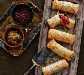 Shredded Ham and Cranberry Pockets