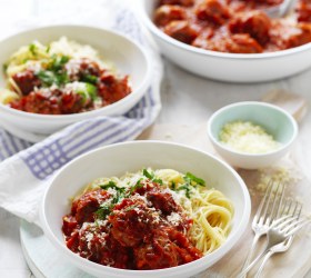 Meatballs in Spicy Tomato Sauce Meatballs in Spicy Tomato Sauce