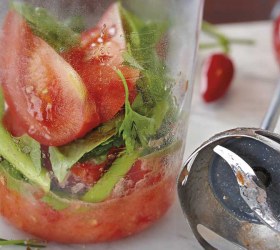 10 Second Fresh Tomato Sauce 10 Second Fresh Tomato Sauce