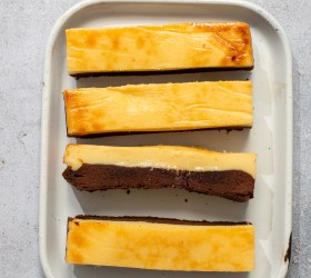 Crème Caramel Chocolate Slice (low sugar) Crème Caramel Chocolate Slice (low sugar)