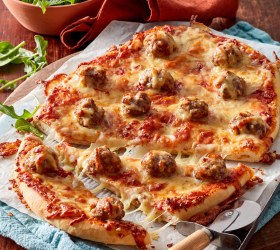 The Best Meatball Pizza