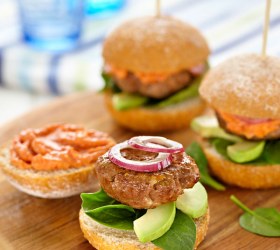 Beef Sliders With Tomato Mayo
