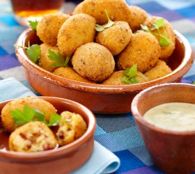 Chorizo & Leek Croquettes With Herbed Aioli