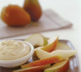 Pear Wedges with Low-fat Vanilla Cream Dip