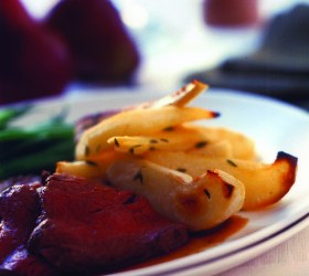 Roasted Pears and Parsnips with Beef Fillet Roasted Pears and Parsnips with Beef Fillet
