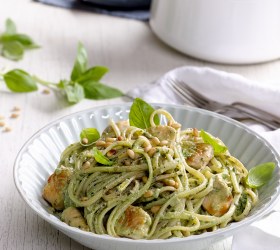 Chicken Pesto and Ricotta Linguine