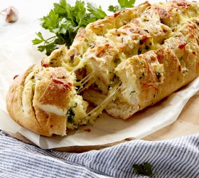 Mediterranean 4 Cheese Pull-Apart Loaf