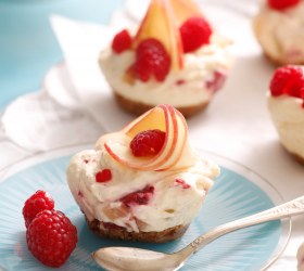 Peach and Raspberry Chilled Cheesecakes Peach and Raspberry Chilled Cheesecakes