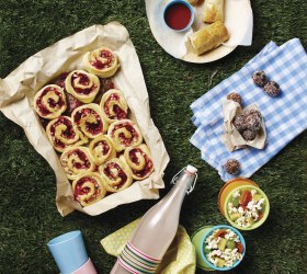 Picnic Sausage Rolls Picnic Sausage Rolls