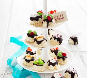 White Christmas Minty Treats White Christmas Minty Treats